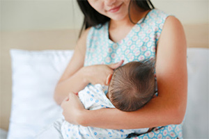 Relax about breastfeeding and help your baby feed well with this gentle, permissive session