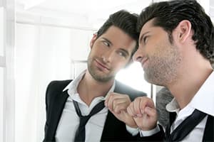 How to Deal with Narcissistic Behavior
